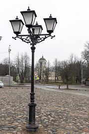 Чугунные фонари в городе Выборге